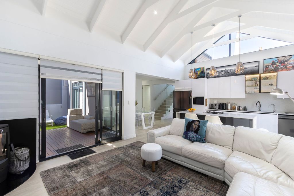 Property photo 1 of 34 Sw1699933