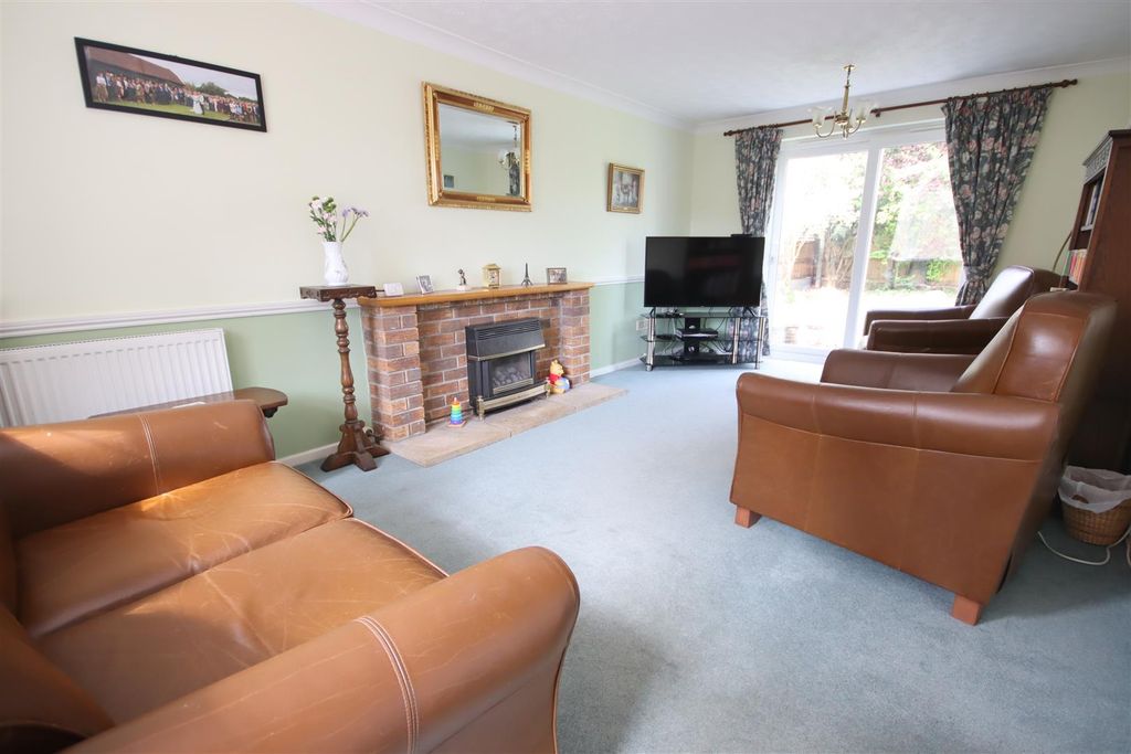 Property photo 3 of 24 Img_1130.Jpg