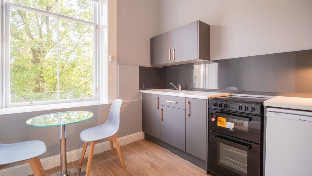 Property photo 3 of 14 Photo 3