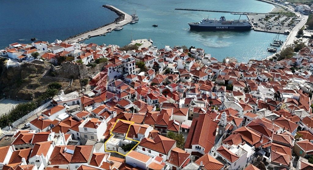 Property photo 1 of 30