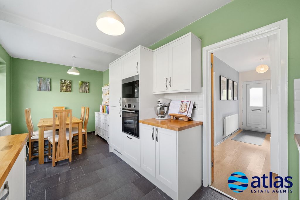 Property photo 2 of 21 Kitchen/Diner