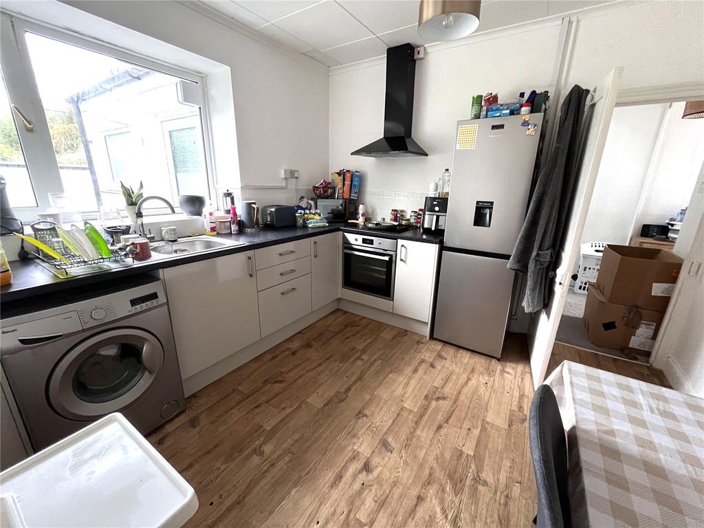 Property photo 2 of 18 Picture No. 02