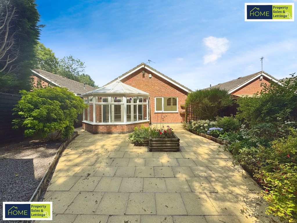 Property photo 1 of 18 Alan Close, Rushey Mead, Leicester, Le4 7Qw