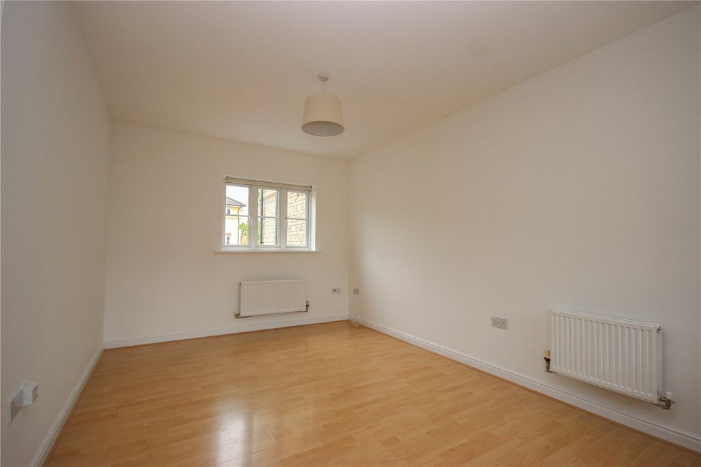 Property photo 3 of 7 Picture No. 19