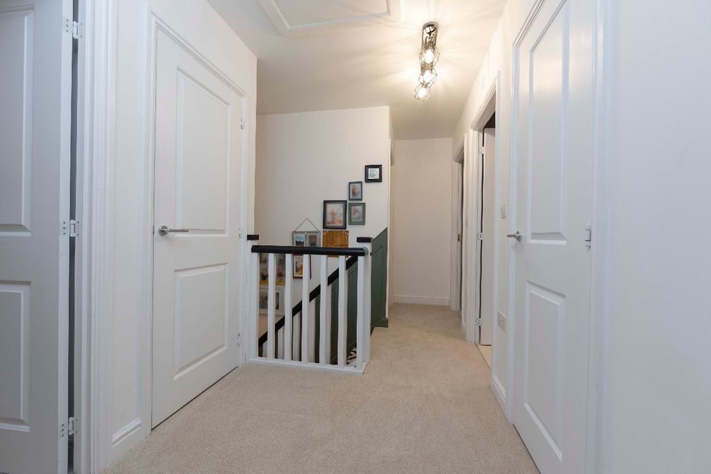 Additional image 30 of 4 bed detached house for saleFoxglove Close, Trelewis, Treharris CF46