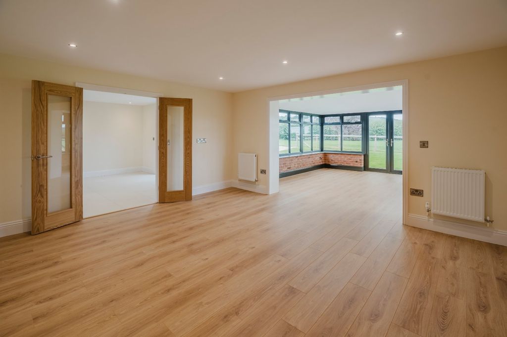 Property photo 3 of 31 Picture No. 86
