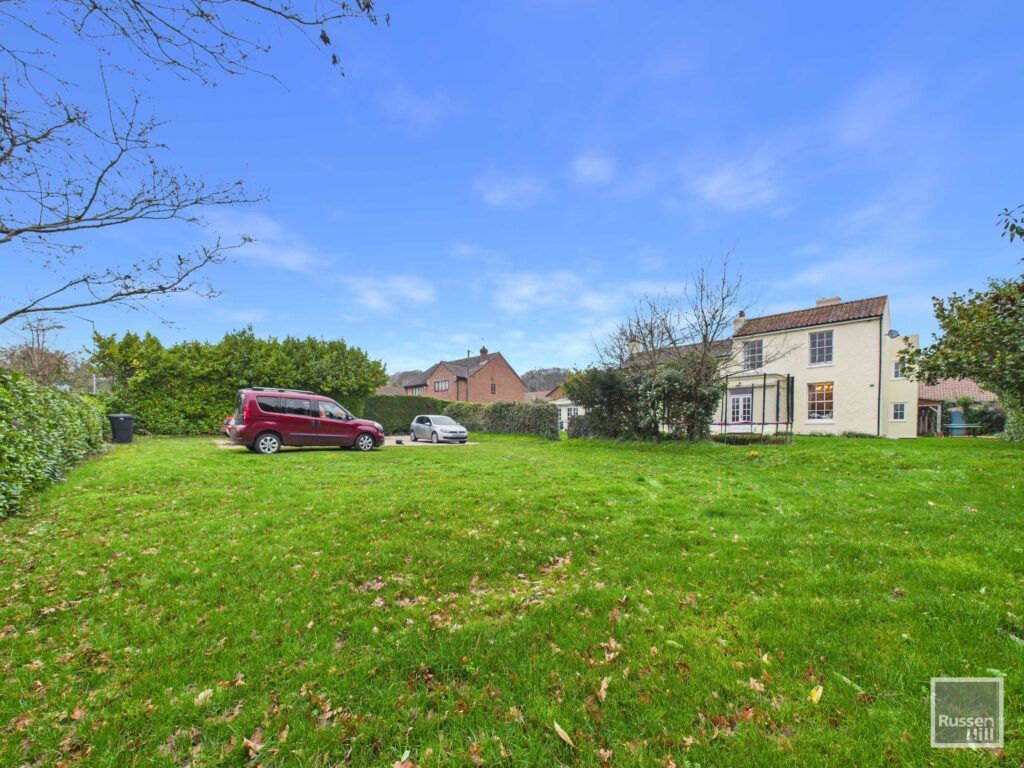 Property photo 1 of 30