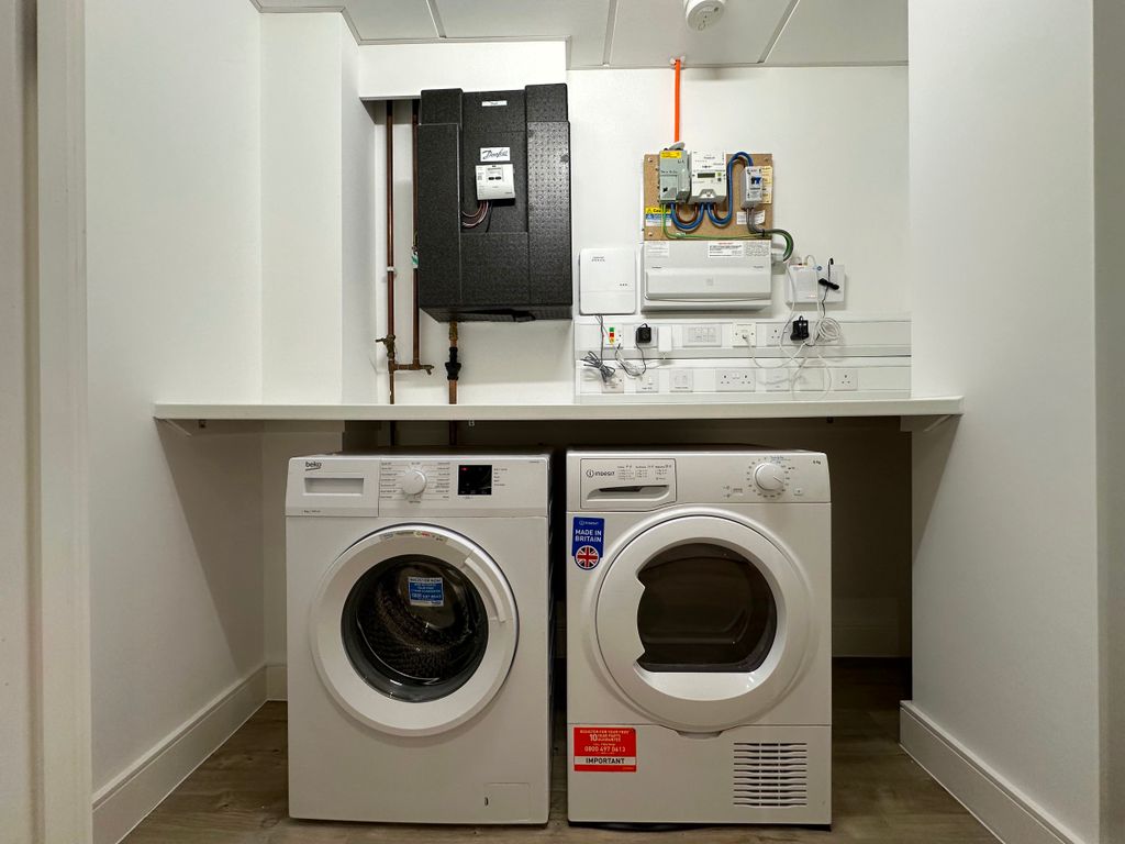 Property photo 3 of 9