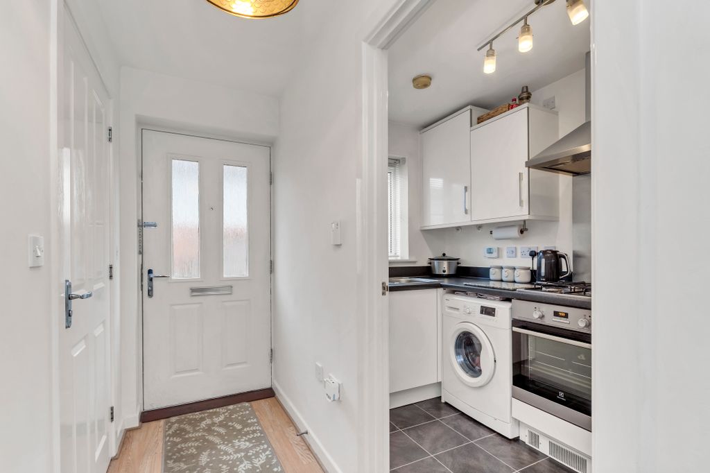 Property photo 2 of 13