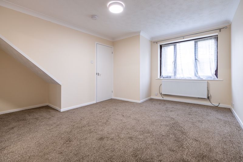 Property photo 2 of 13 Lounge