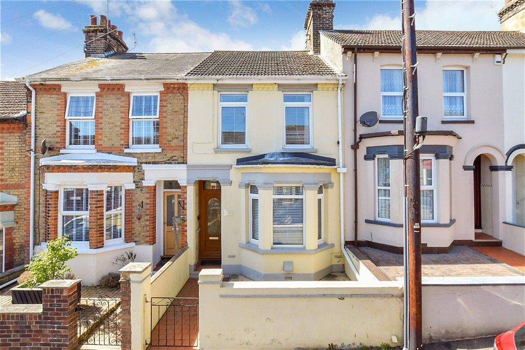 Property photo 1 of 17 External Front Web..