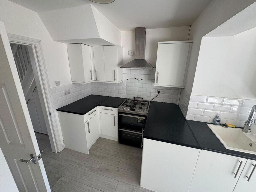 Property photo 1 of 13 Kitchen