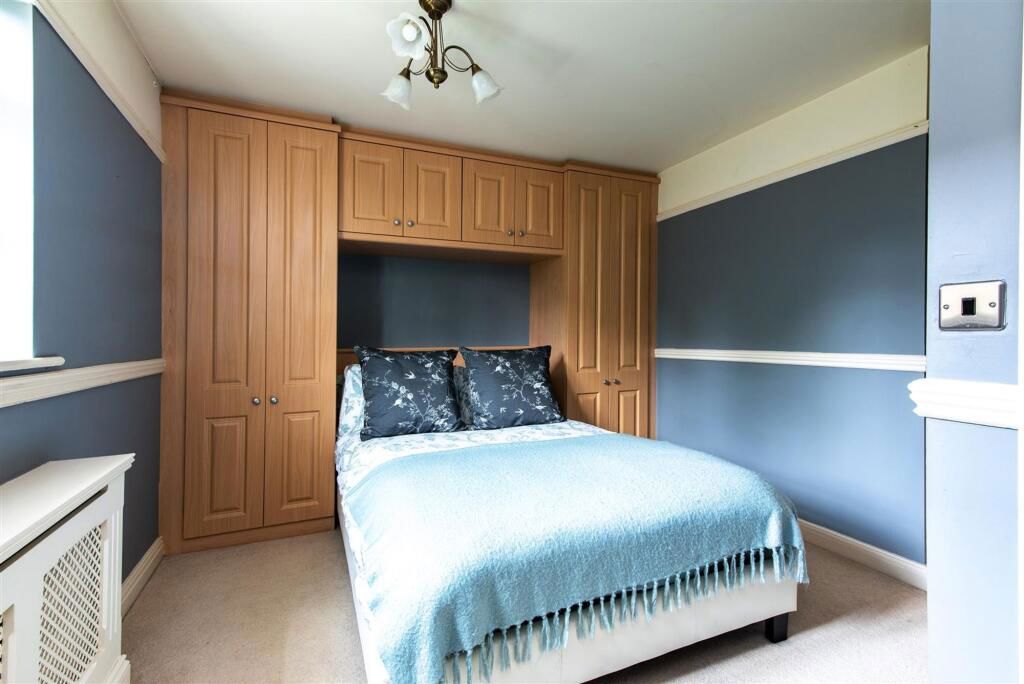 Property photo 2 of 45