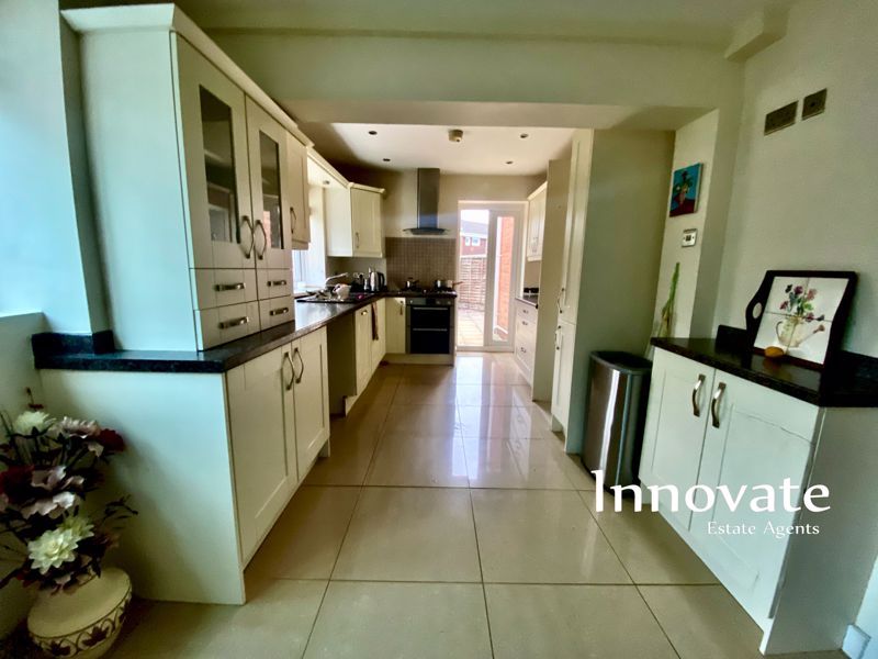 Property photo 3 of 11 Photo 3