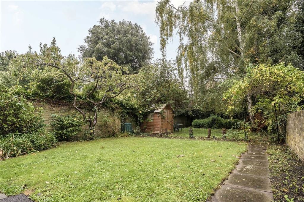 Property photo 3 of 6