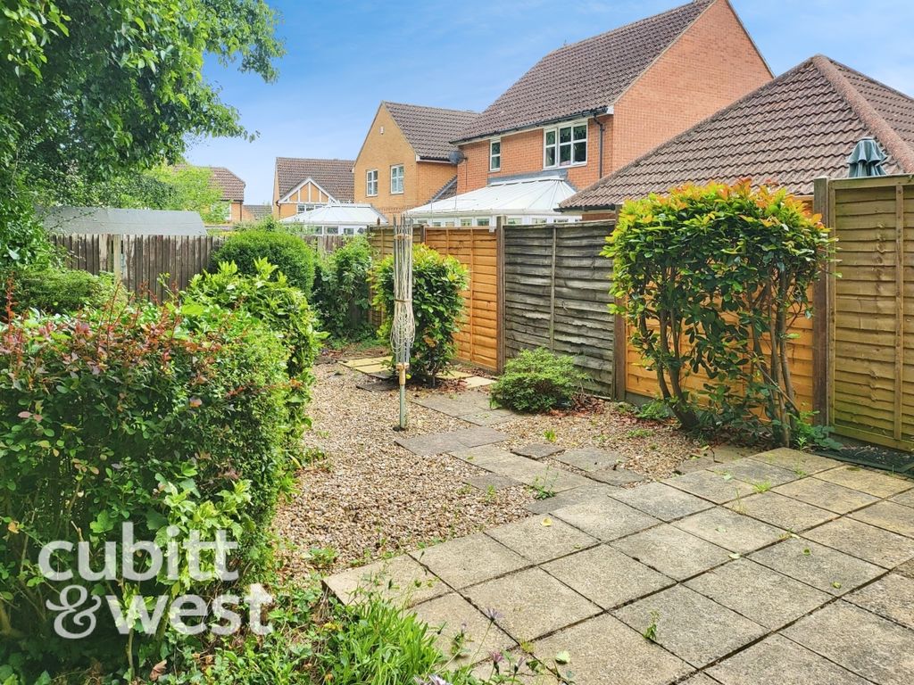 Property photo 3 of 11