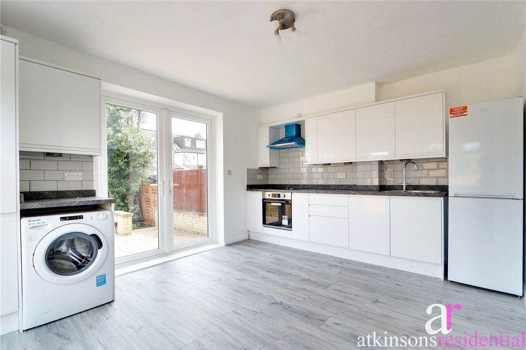 Property photo 1 of 13 Picture No. 11