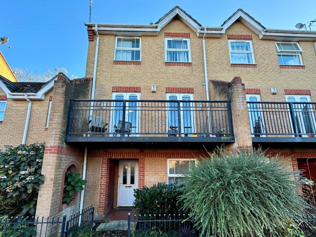 Property photo 1 of 25