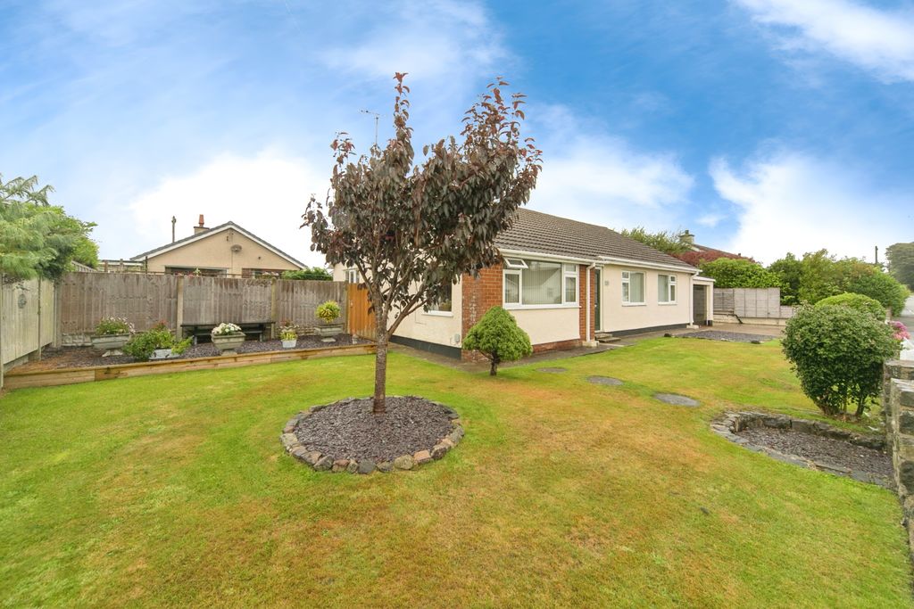 Property photo 2 of 15