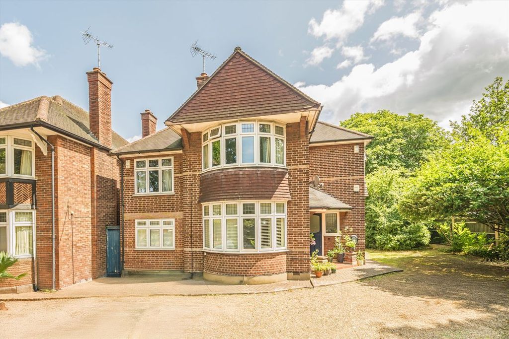 Property photo 1 of 5