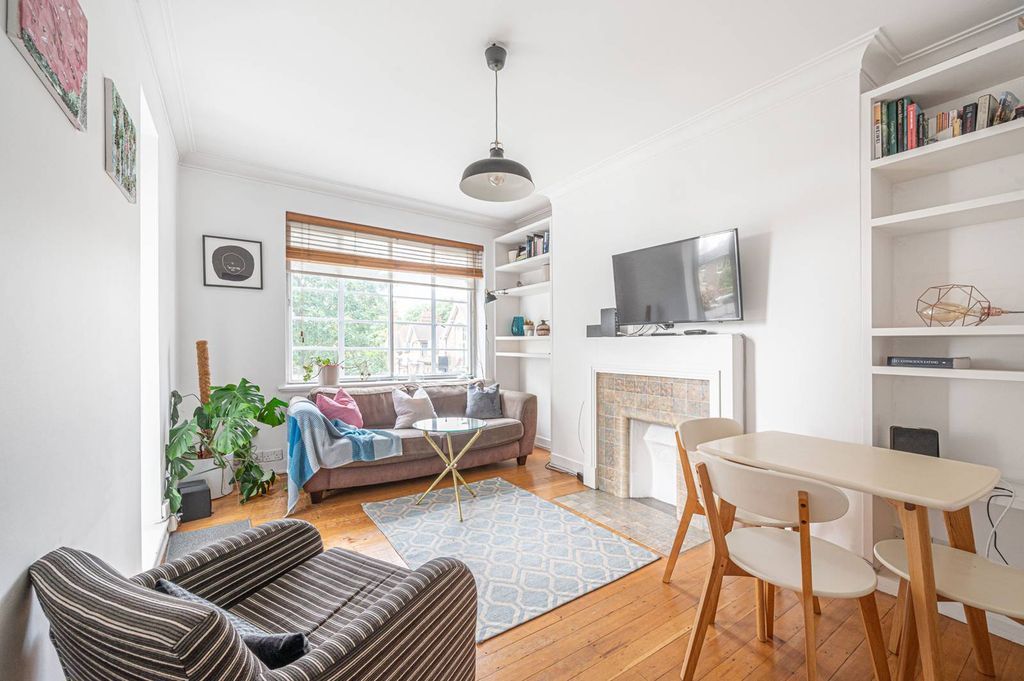 Property photo 2 of 7