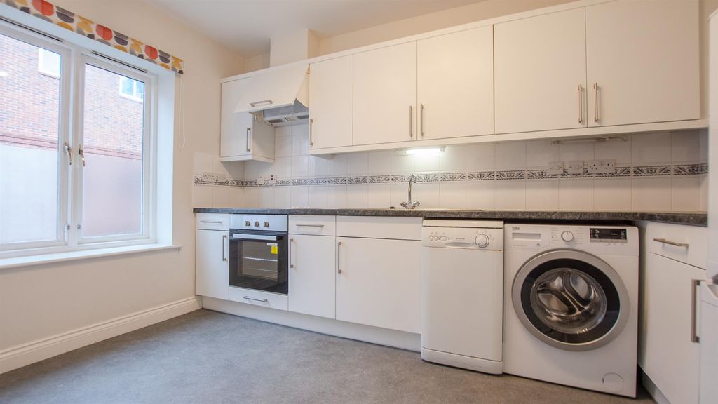 Property photo 3 of 7 Dsc00899.Jpg