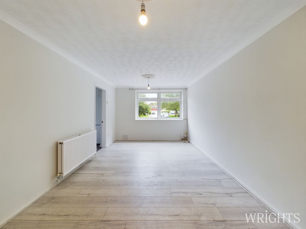 Property photo 3 of 6 Cam02796G0-Pr0144-Still003