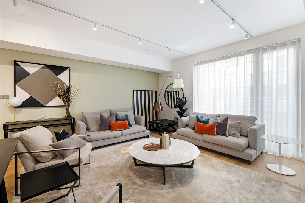 Property photo 2 of 5 Example Reception