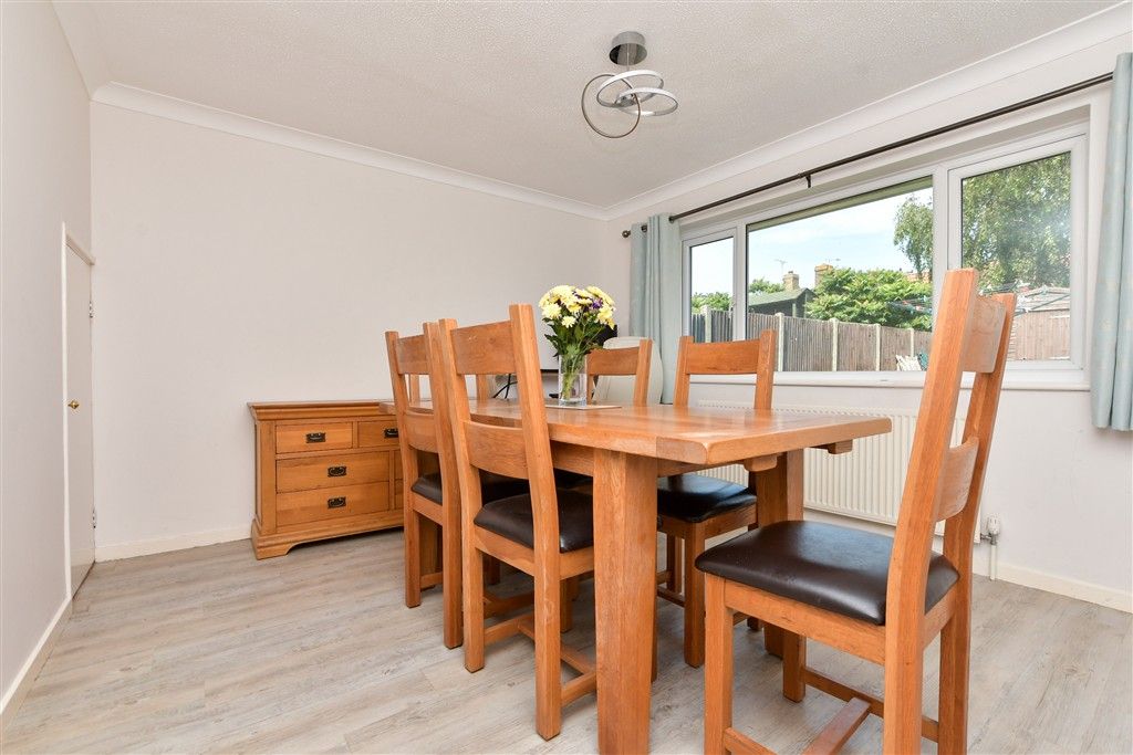 Property photo 3 of 10 Dining Room