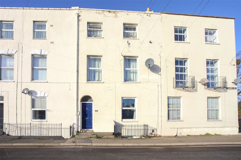 Property photo 2 of 9 Picture No. 08