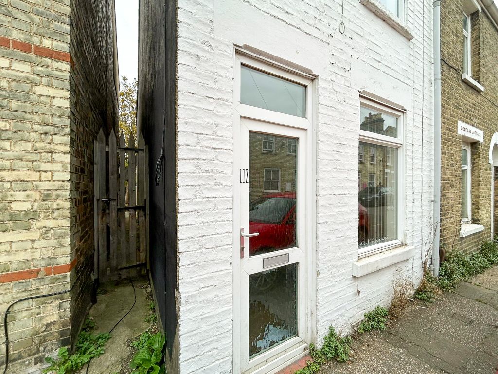 Property photo 2 of 18 Front