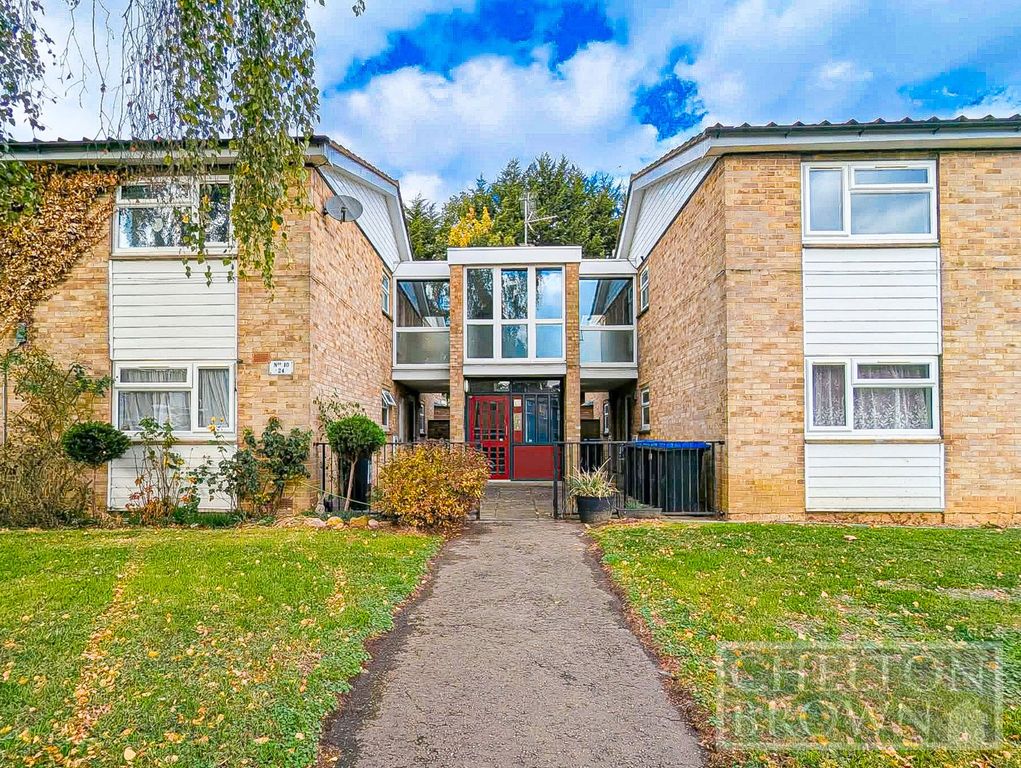 Property photo 1 of 12 External