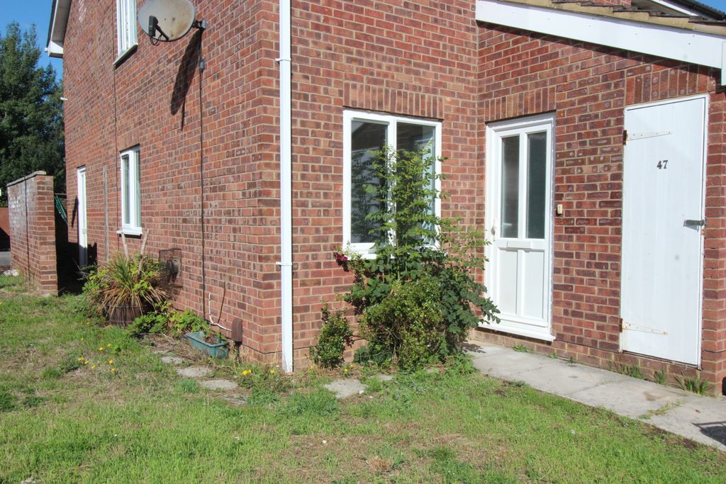 Property photo 1 of 5