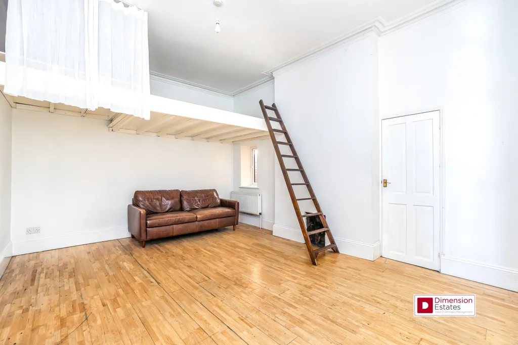 Apartment in London, London Borough of Hackney - View 6