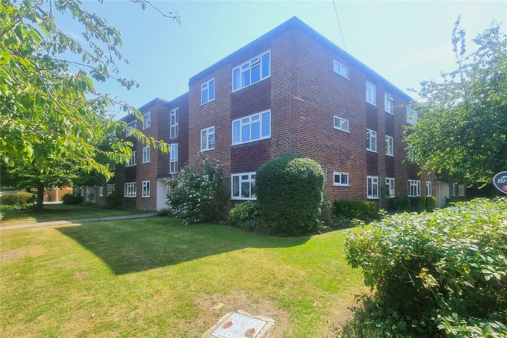 Property photo 3 of 16 Picture No. 21
