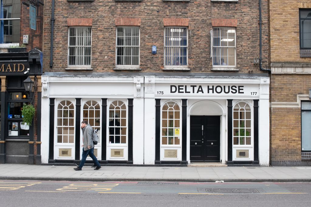 Property photo 1 of 10 Delta House
