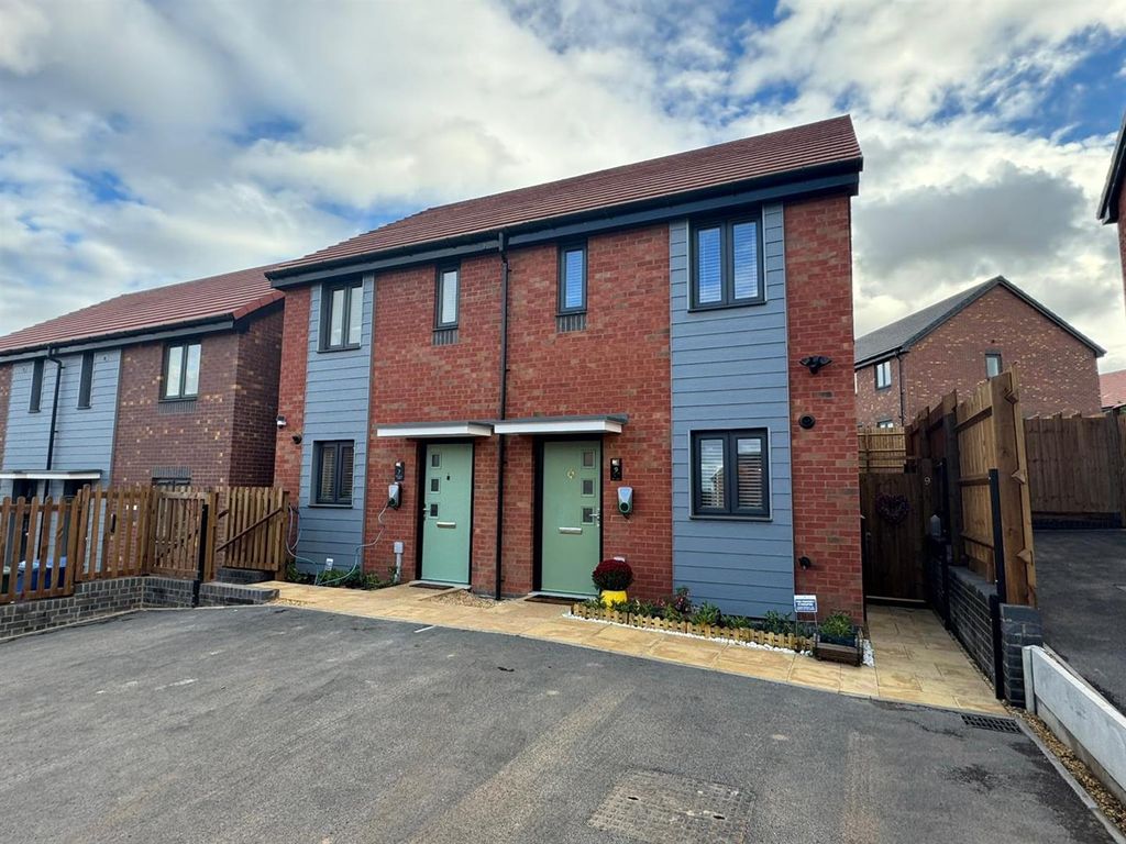 Property photo 1 of 9 51Bafabd-6Bf1-48d8-82d6-00181A1ee98d.Jpg