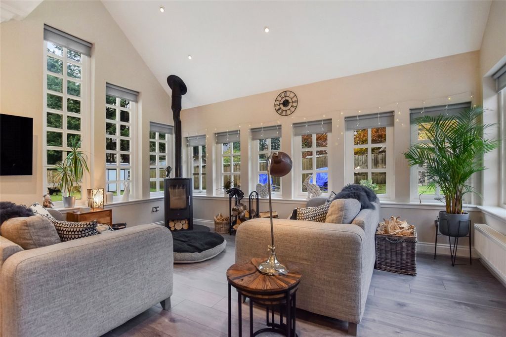 Property photo 2 of 27 Family Room