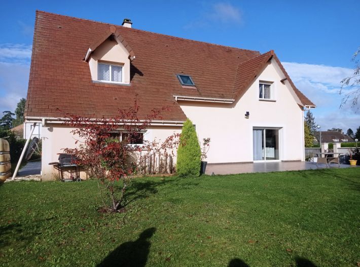 Property photo 1 of 12
