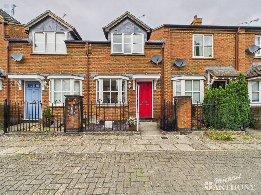 Property photo 1 of 15 Cam03218G0-Pr0743-Still020