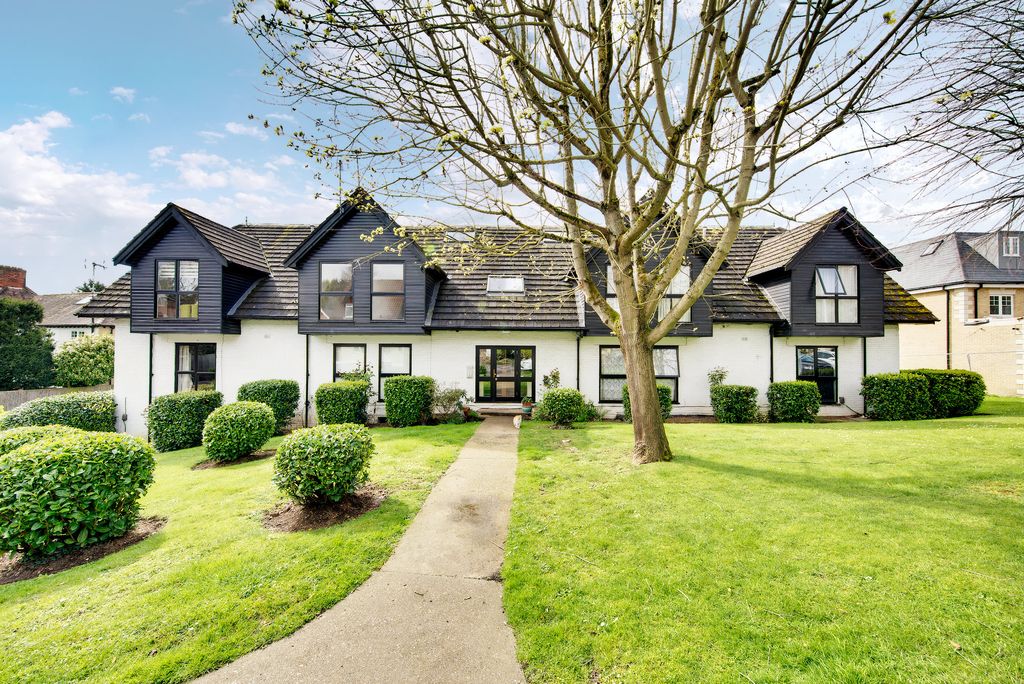 Property photo 1 of 14