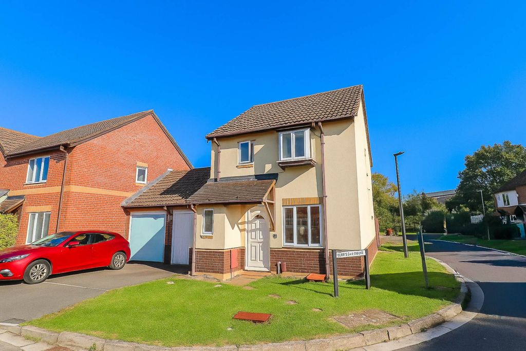 Property photo 1 of 18