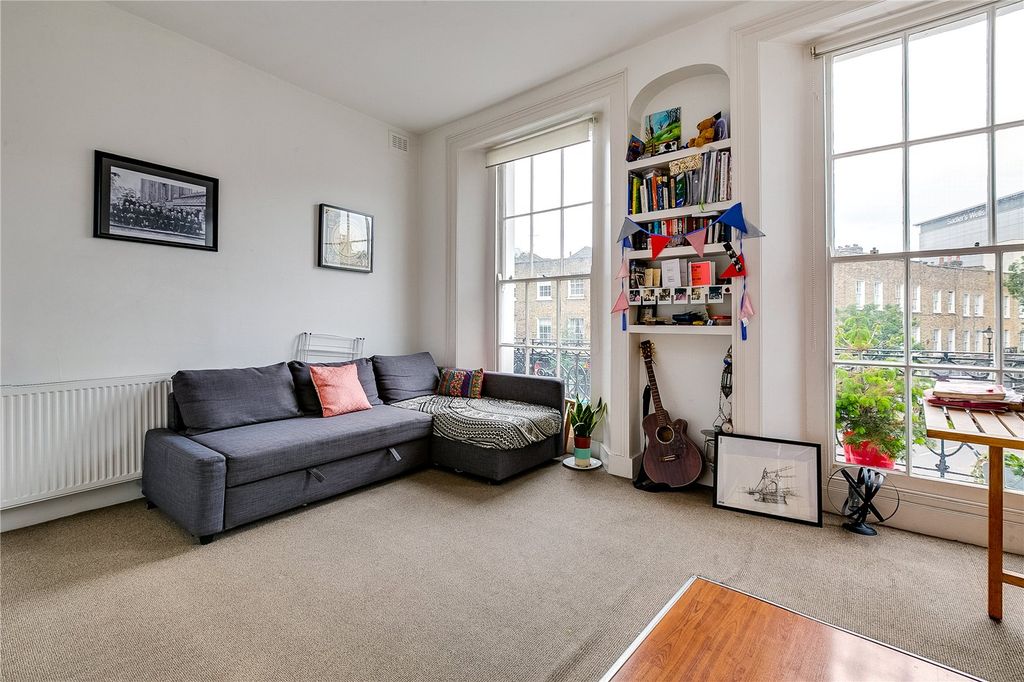 Property photo 2 of 7