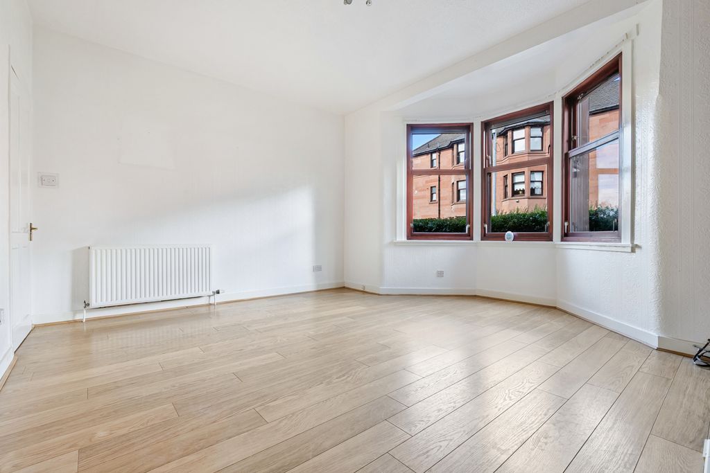 Property photo 3 of 15 Picture No. 18