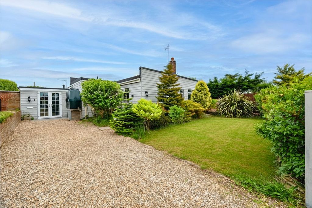 Property photo 2 of 30