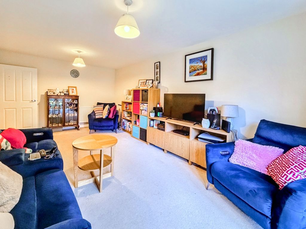 Property photo 3 of 41 45791410