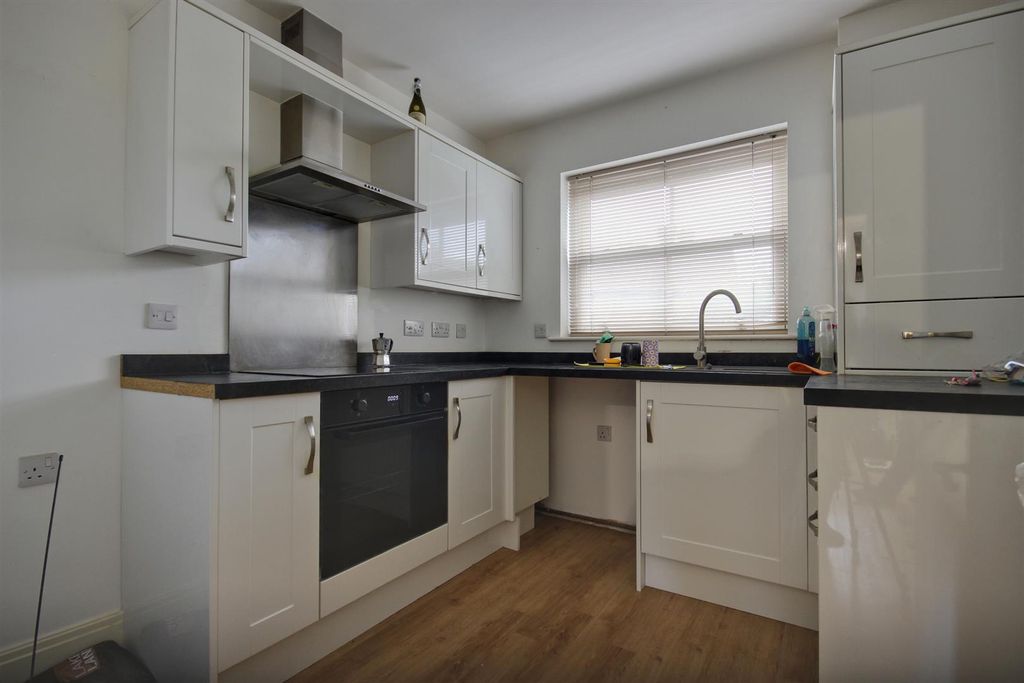 Property photo 3 of 13 Blucher Lane (6).Jpg