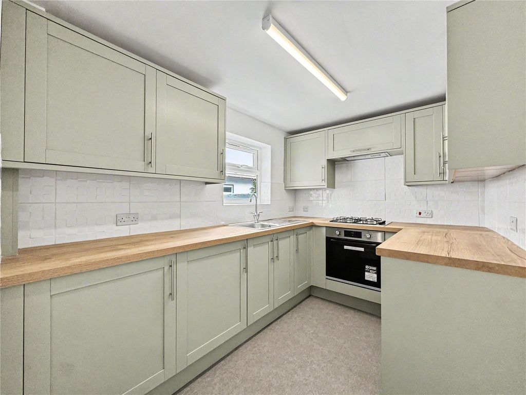 Property photo 2 of 15 Picture No. 22