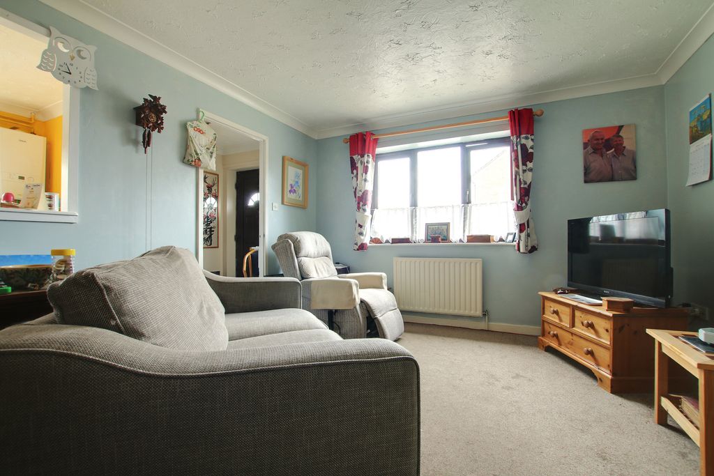 Property photo 2 of 10