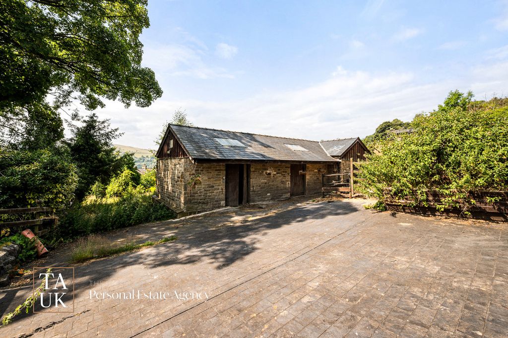 Property photo 3 of 45